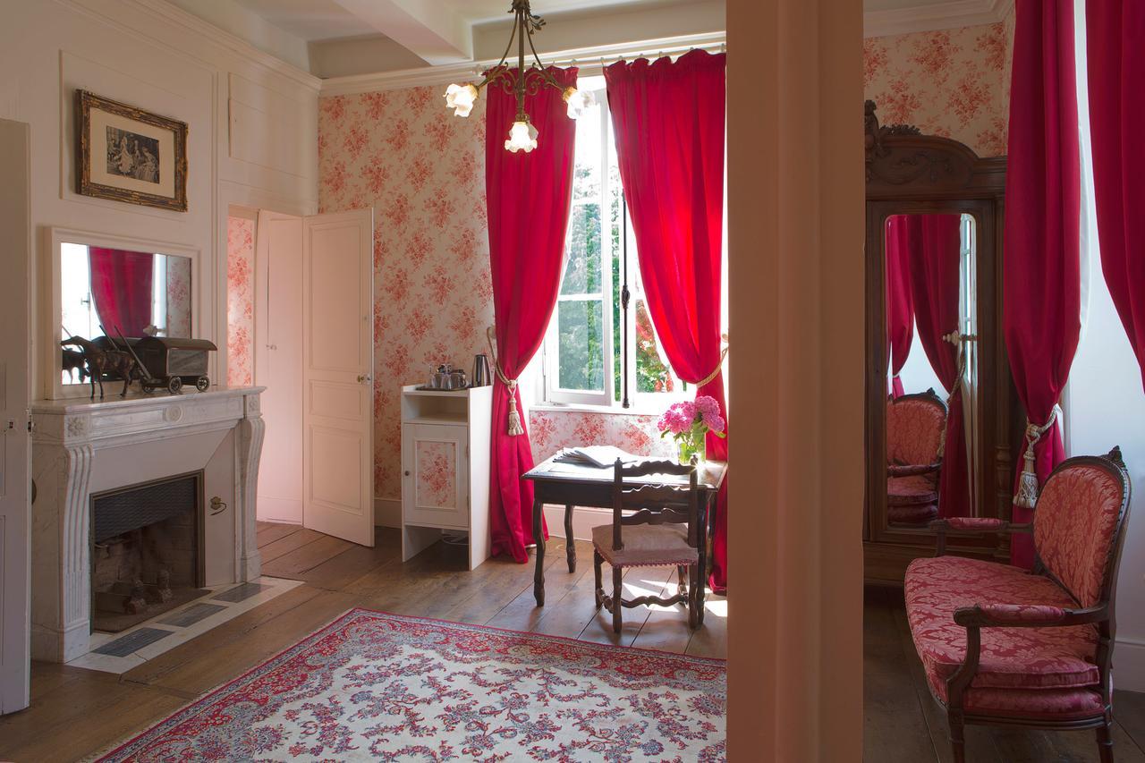 Thauron Abbaye Du Palais Bed & Breakfast エクステリア 写真